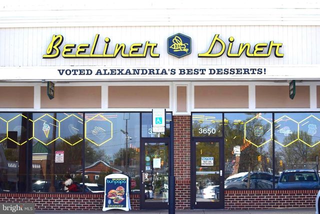 2412 GRETTER PL, Alexandria, VA 22311