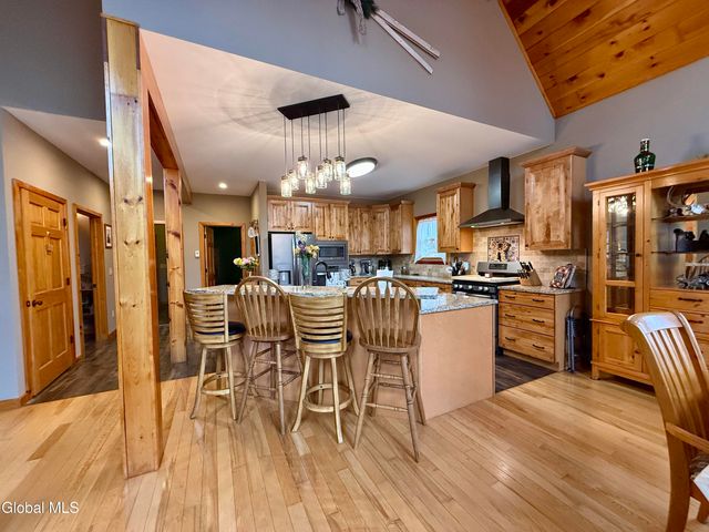 364 Gansevoort Road, Moreau, NY 12828