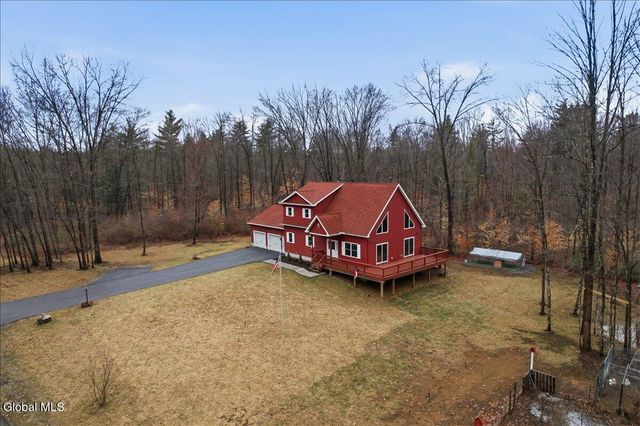 364 Gansevoort Road, Moreau, NY 12828