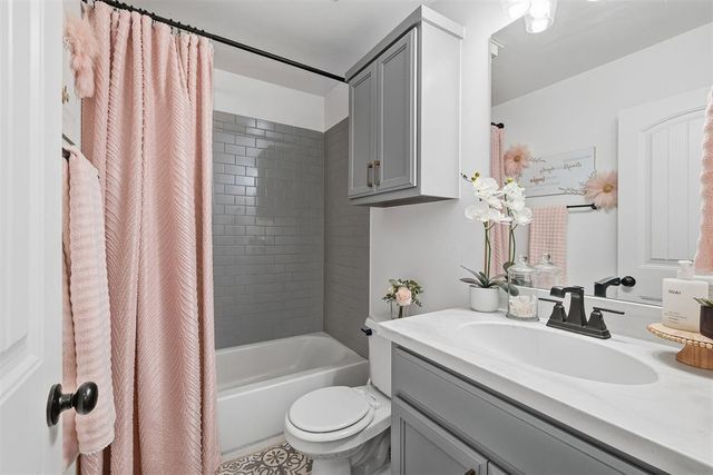 371 Renee Drive, Blanchard, OK 73010