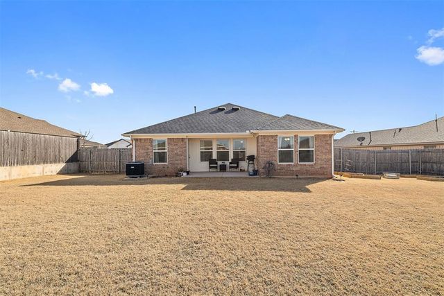 371 Renee Drive, Blanchard, OK 73010