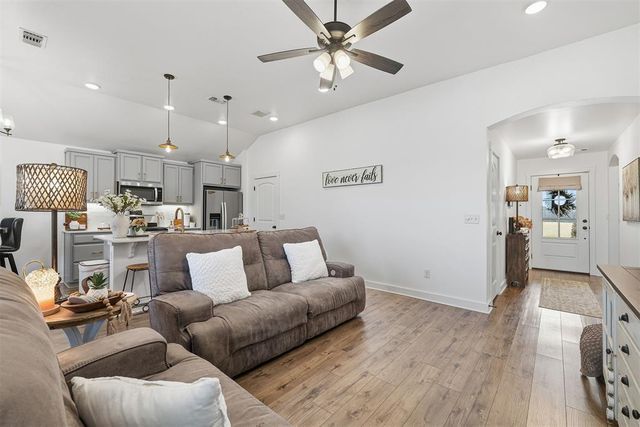 371 Renee Drive, Blanchard, OK 73010