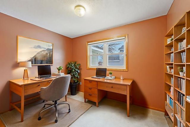 2736 88th Avenue NE, Blaine, MN 55449