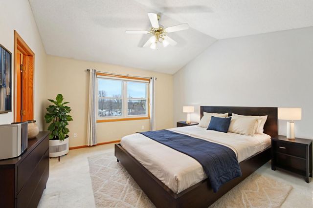 2736 88th Avenue NE, Blaine, MN 55449