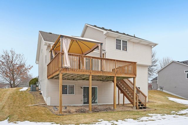 2736 88th Avenue NE, Blaine, MN 55449