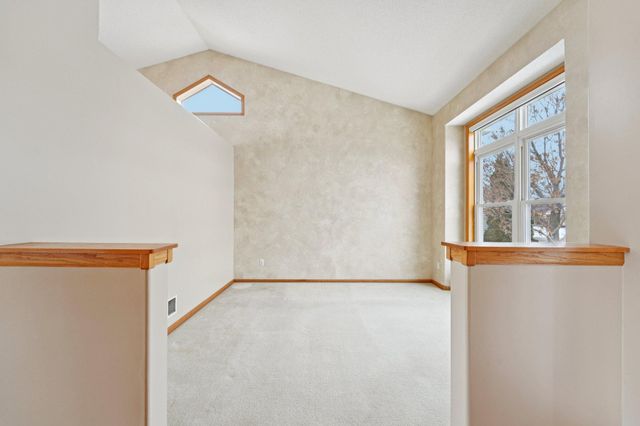 2736 88th Avenue NE, Blaine, MN 55449