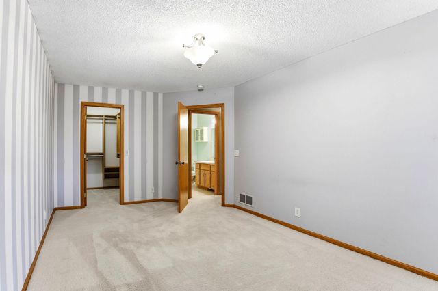 14255 Vale Street NW, Andover, MN 55304