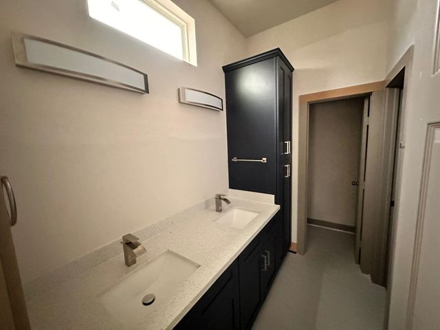 10008 Hazelhurst Drive, Houston, TX 77080