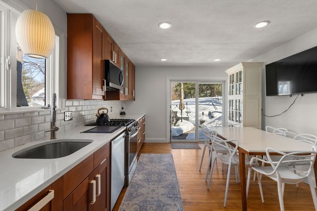 227 Bonad Rd, Brookline, MA 02467