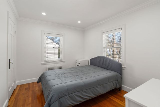 227 Bonad Rd, Brookline, MA 02467