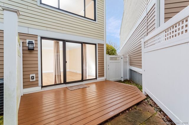 13 Lawson Lane 13, Ridgefield, CT 06877