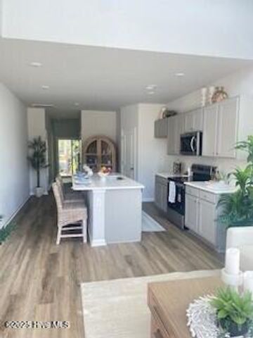 824 Palm Frond Way NW, Calabash, NC 28467