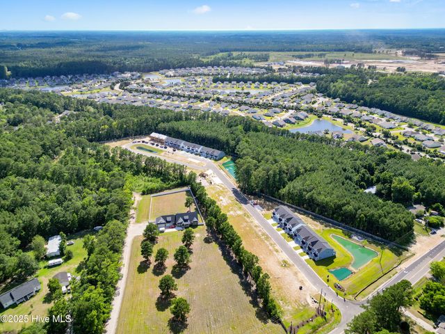 824 Palm Frond Way NW, Calabash, NC 28467