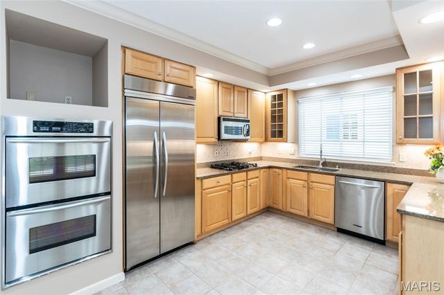 105 River Breeze Way, St Louis, MO 63129