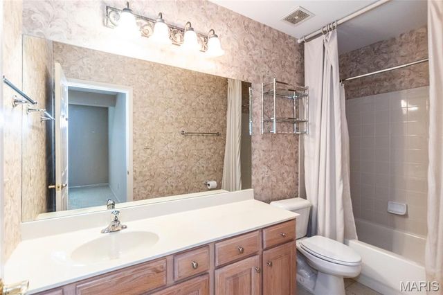 105 River Breeze Way, St Louis, MO 63129