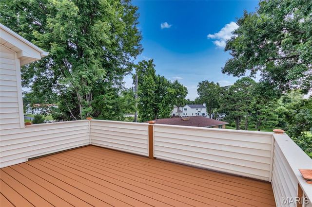 105 River Breeze Way, St Louis, MO 63129