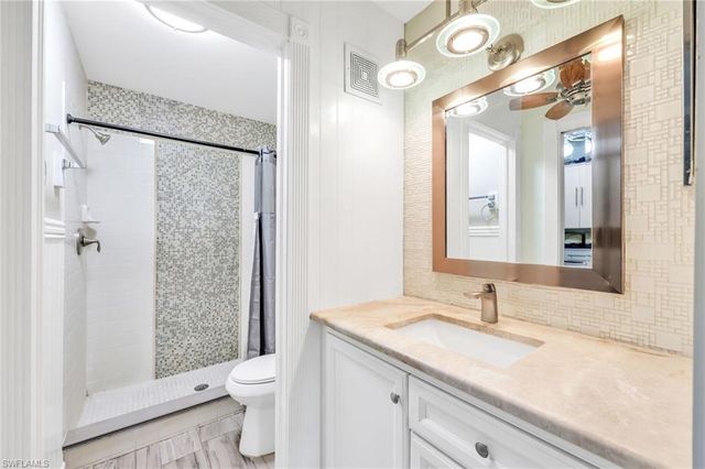 5767 Deauville CIR D301, Naples, FL 34112