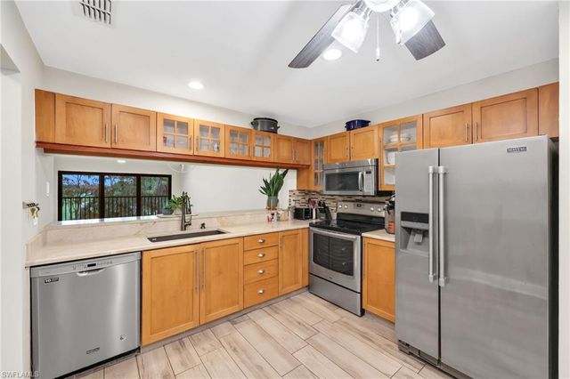 5767 Deauville CIR D301, Naples, FL 34112