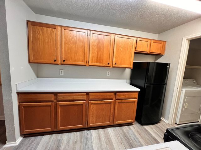 10661 Braes Bend Drive, Houston, TX 77071