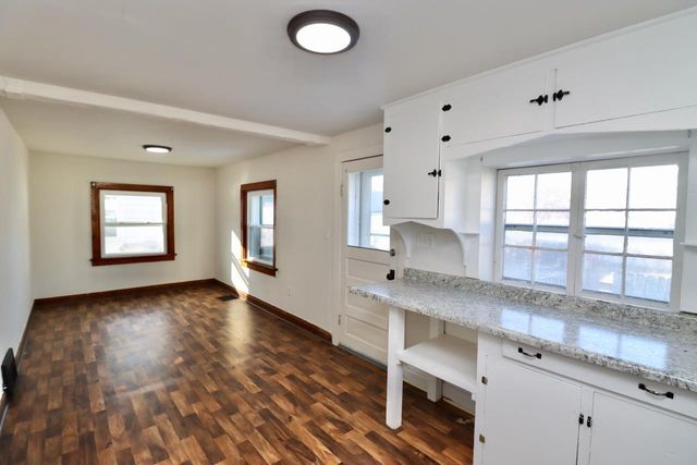 1733 W Grand Avenue, Beloit, WI 53511