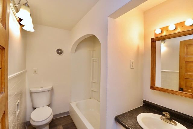 1733 W Grand Avenue, Beloit, WI 53511