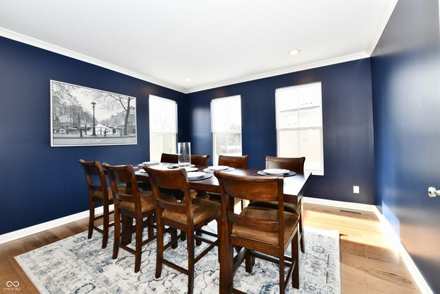 348 Brunswick Way, Zionsville, IN 46077