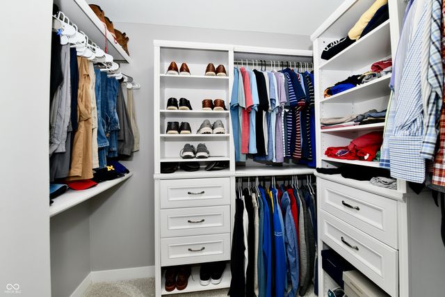 348 Brunswick Way, Zionsville, IN 46077