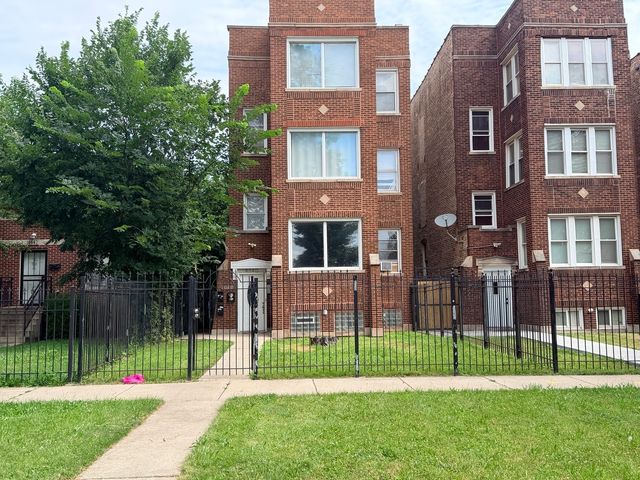 4640 W West End Avenue, Chicago, IL 60644
