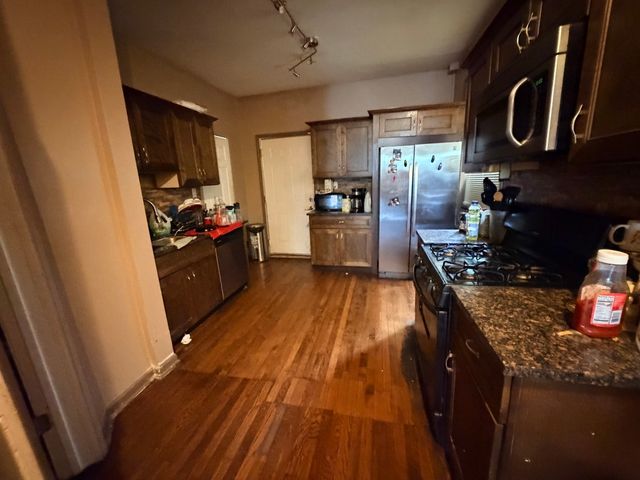 4640 W West End Avenue, Chicago, IL 60644