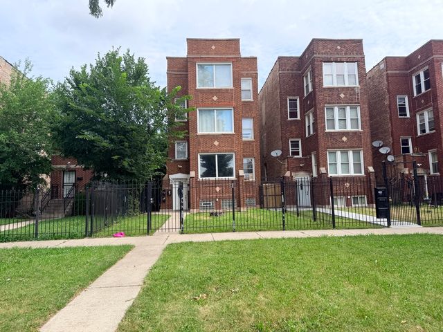 4640 W West End Avenue, Chicago, IL 60644