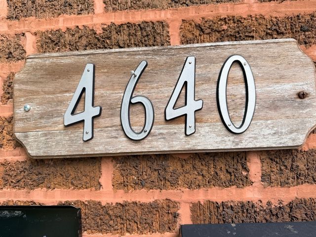 4640 W West End Avenue, Chicago, IL 60644