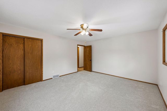 3548 Edgerton Street, Vadnais Heights, MN 55127