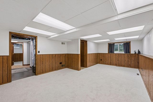 3548 Edgerton Street, Vadnais Heights, MN 55127