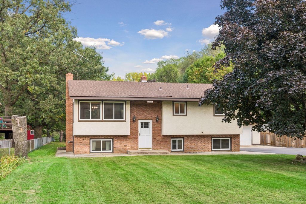3548 Edgerton Street, Vadnais Heights, MN 55127 — photo 3
