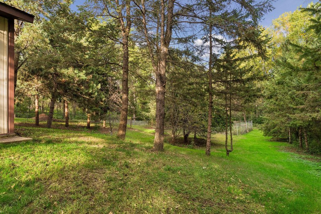 3548 Edgerton Street, Vadnais Heights, MN 55127 — photo 5
