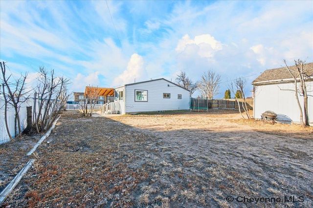 2532 E 9TH ST, Cheyenne, WY 82001