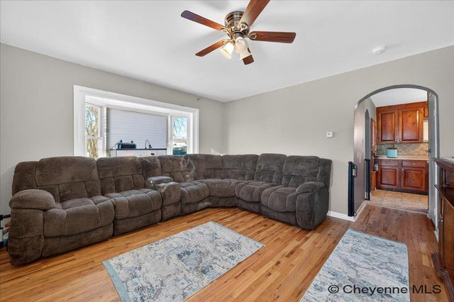 2532 E 9TH ST, Cheyenne, WY 82001