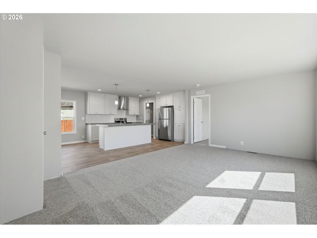 412 ROSEDELL St, Amity, OR 97101