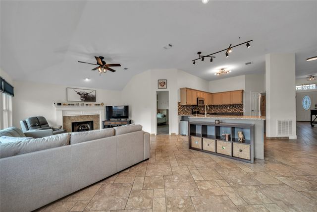 2604 Hackberry Creek, Mesquite, TX 75181