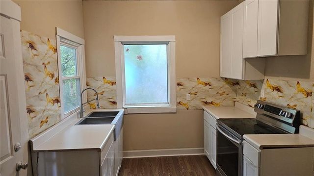 1076 Crescent Avenue, Macon, GA 31204