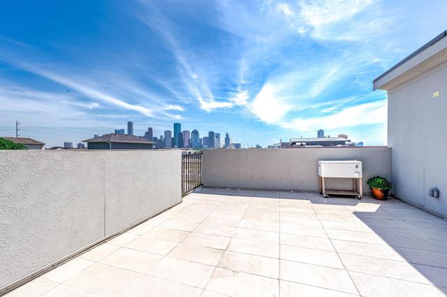 1721 Henderson Street, Houston, TX 77007
