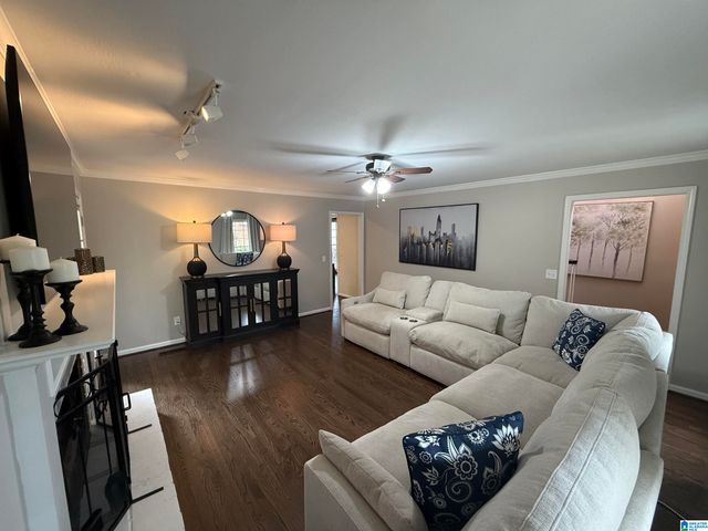 3047 SKYLARK CIRCLE, Hoover, AL 35244