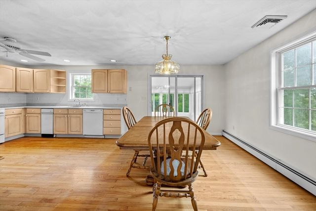 27 Mooney Road, Salem, MA 01970