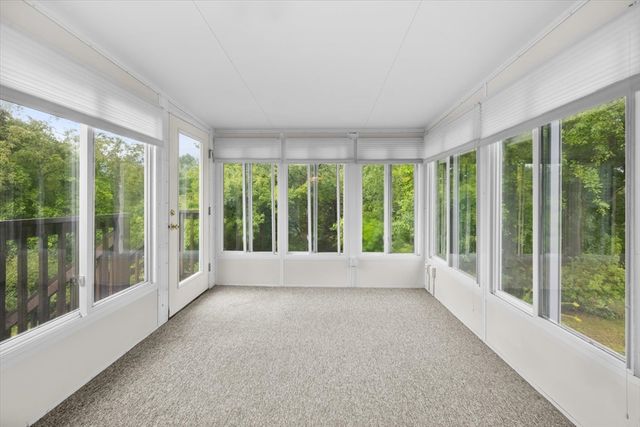 27 Mooney Road, Salem, MA 01970