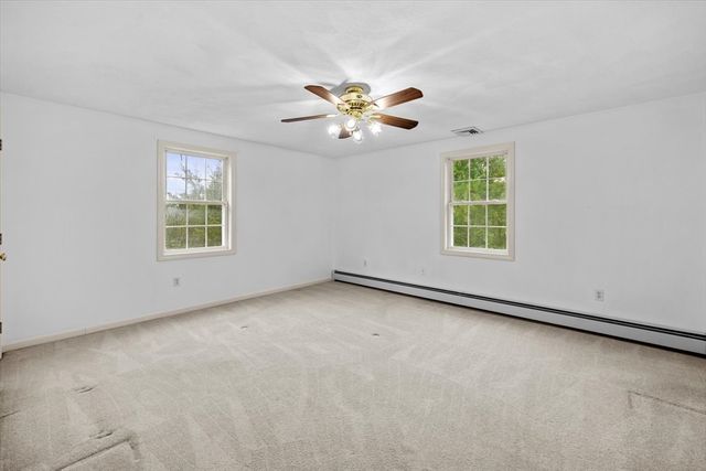 27 Mooney Road, Salem, MA 01970
