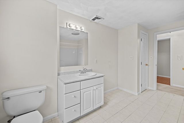27 Mooney Road, Salem, MA 01970