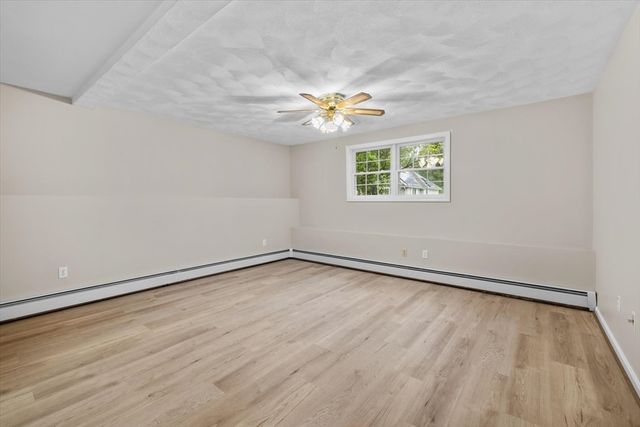 27 Mooney Road, Salem, MA 01970