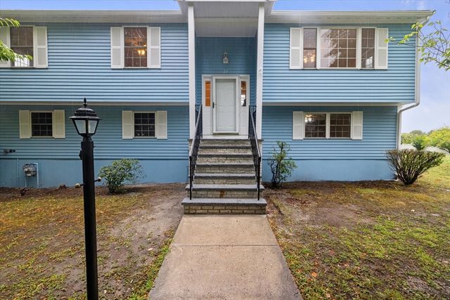 27 Mooney Road, Salem, MA 01970