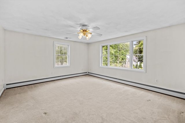 27 Mooney Road, Salem, MA 01970