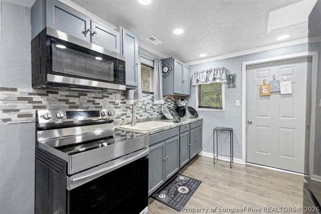 1707 Murchison Road, Fayetteville, NC 28301